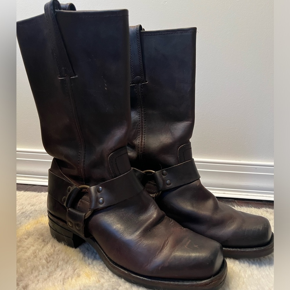Men’s Frye Harness Boots Size 9
